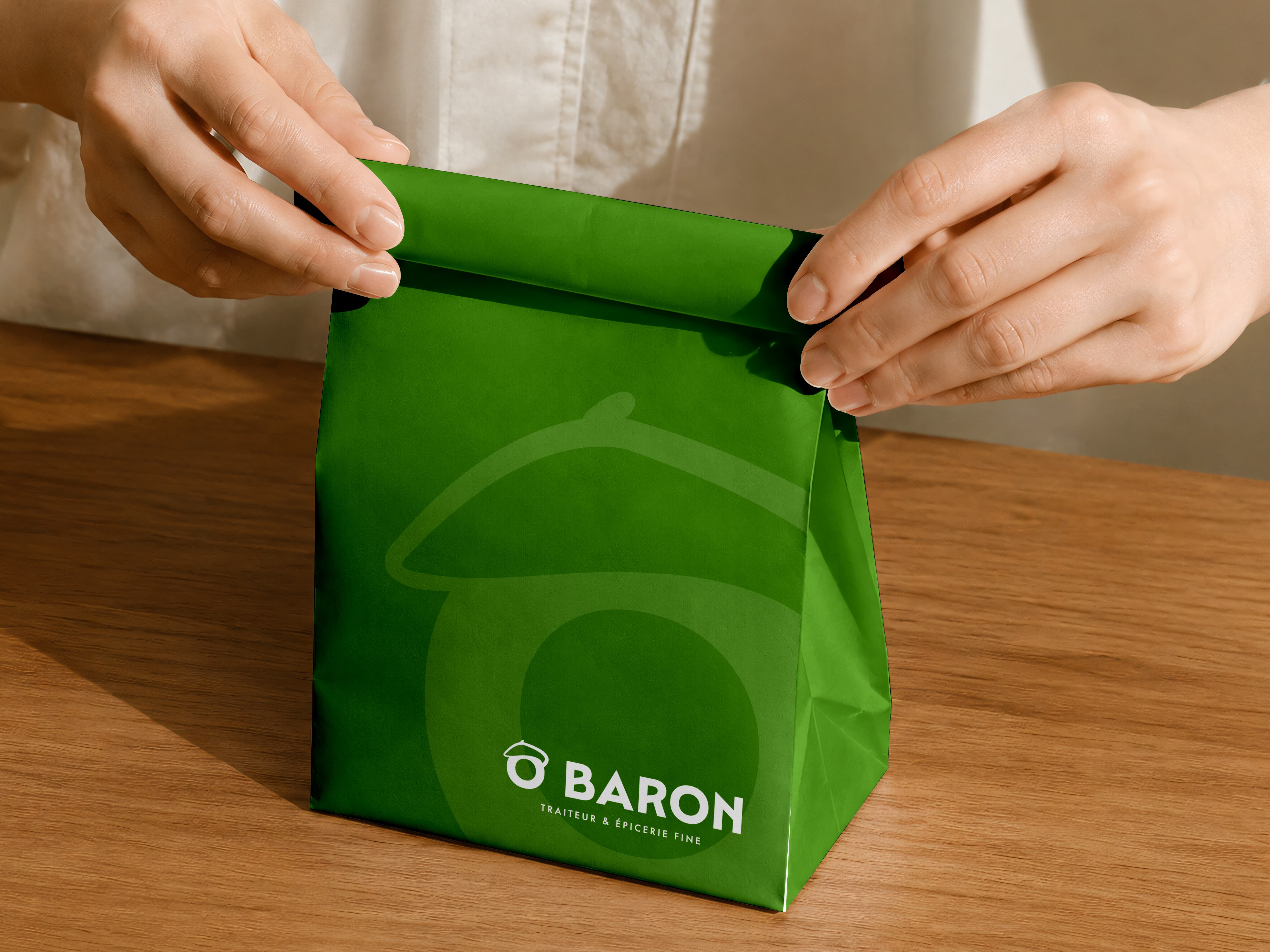 Projet Ô Baron : identité visuelle et cartes commerciales (visuel 2 sur 5)